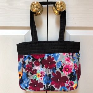 Thirty-One Demi Purse, Watercolor Garden